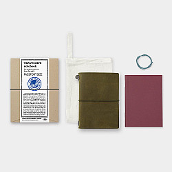TRAVELER'S COMPANY Notitieboek Starter Kit - Passport Size - Olive
