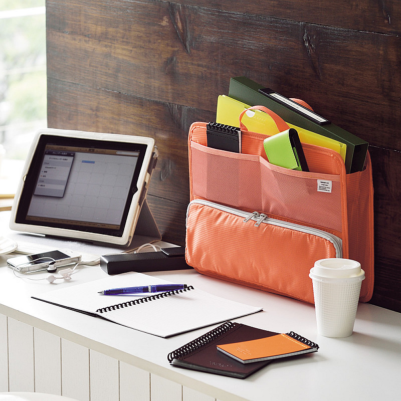 LIHIT LAB Smart Fit Double Pen Etuis LIHIT LAB Smart Fit